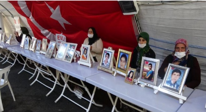 Ailelerin HDP ve PKK ya karşı direnişi sürüyor